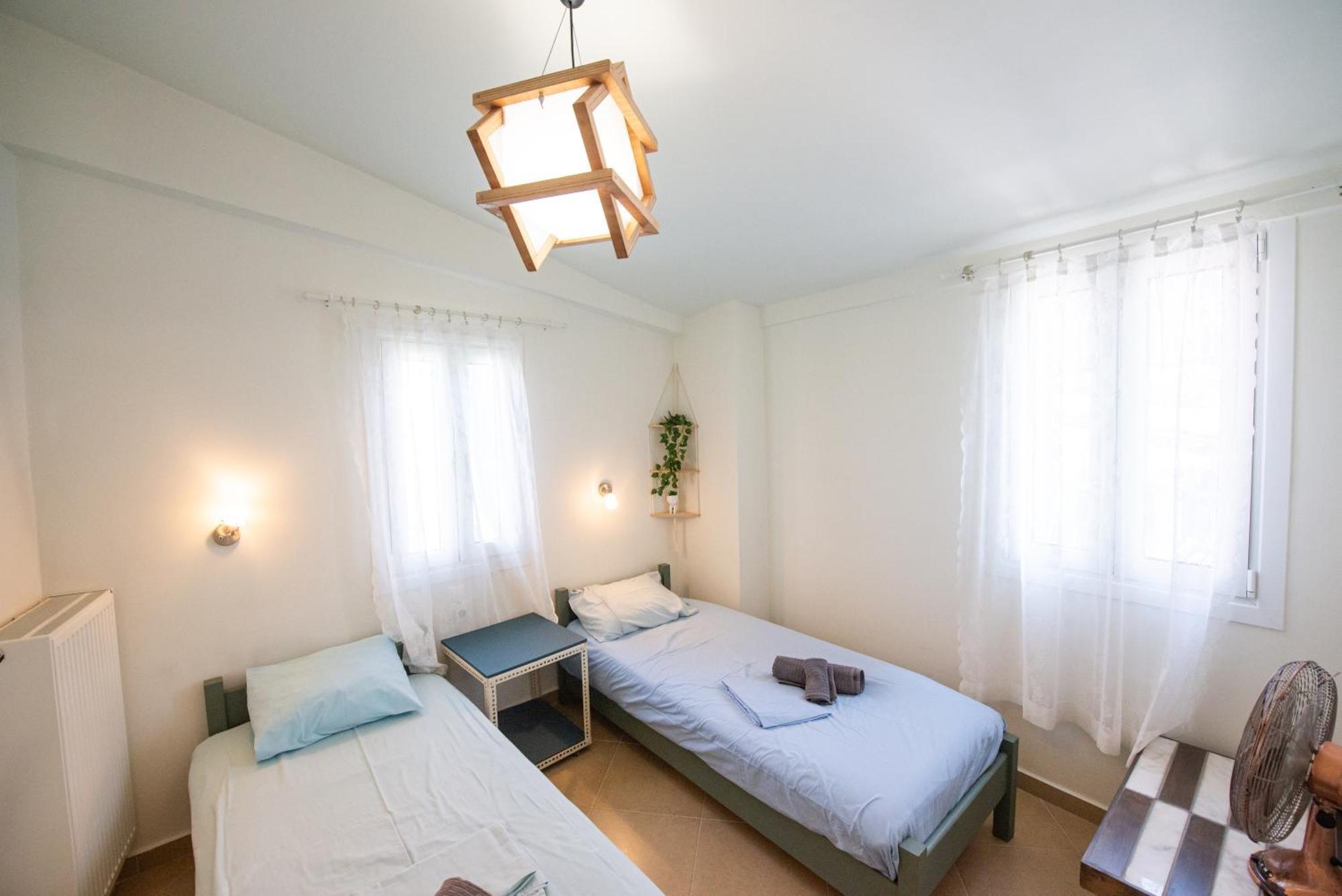 Nadia'S Place Poros Town Luaran gambar